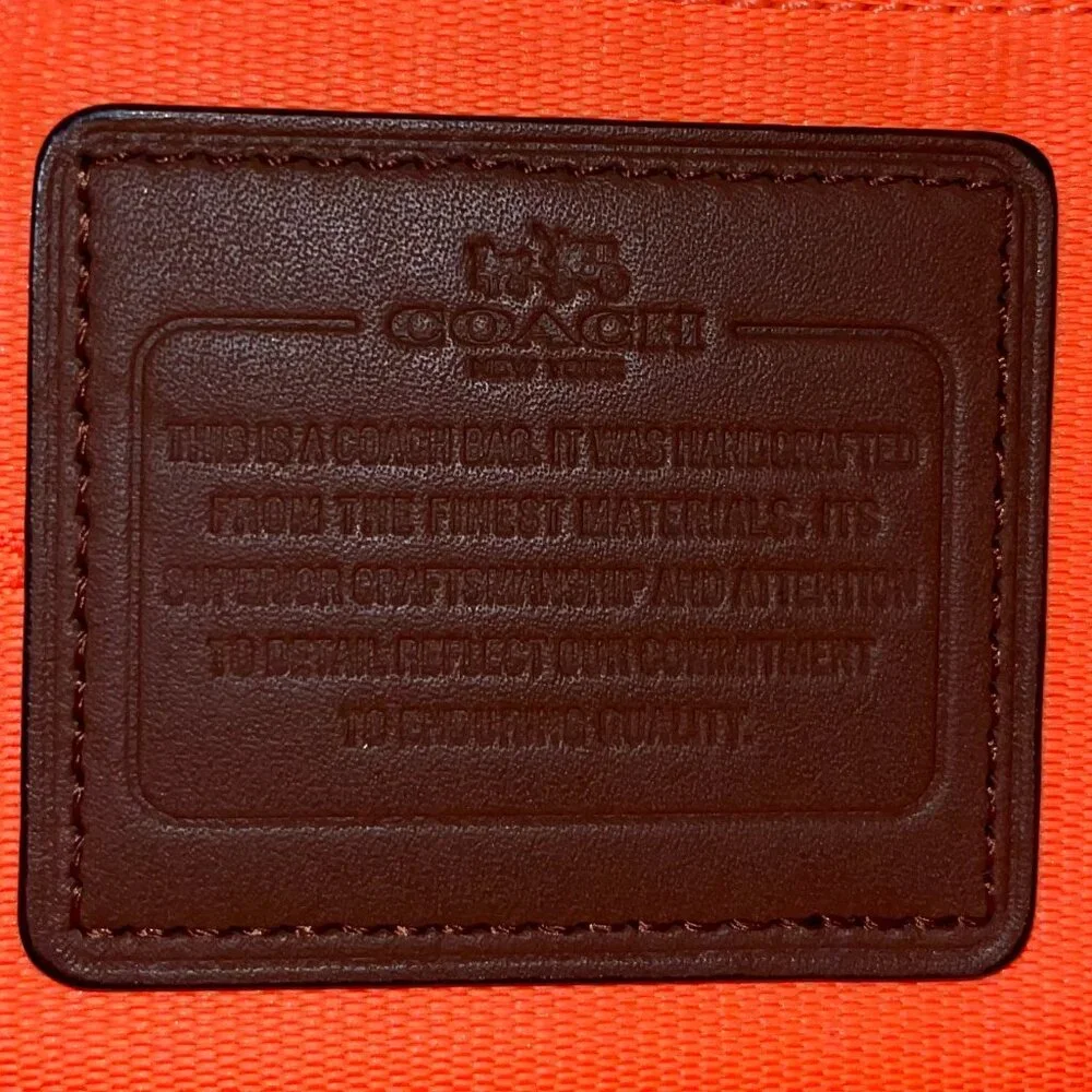 Coach Bucket Bag in Brown - Picture 8 of 9